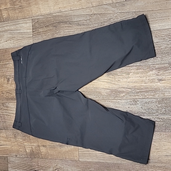 Eddie Bauer Gray short pants 12 - Picture 5 of 7